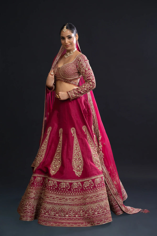 How to Choose the Perfect Bridal Lehenga for Your Body Type