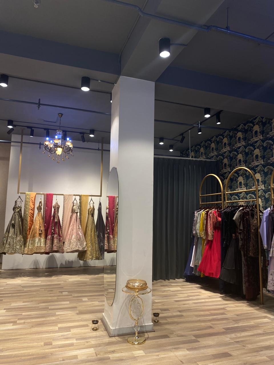 Bridal Fitting Room at the Aahana's by Nidhi Mehra Atelier in Noida